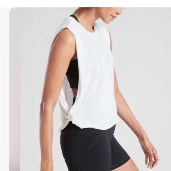 Athleta Cloudlight Muscle workout yoga tank - Picture 1 of 5